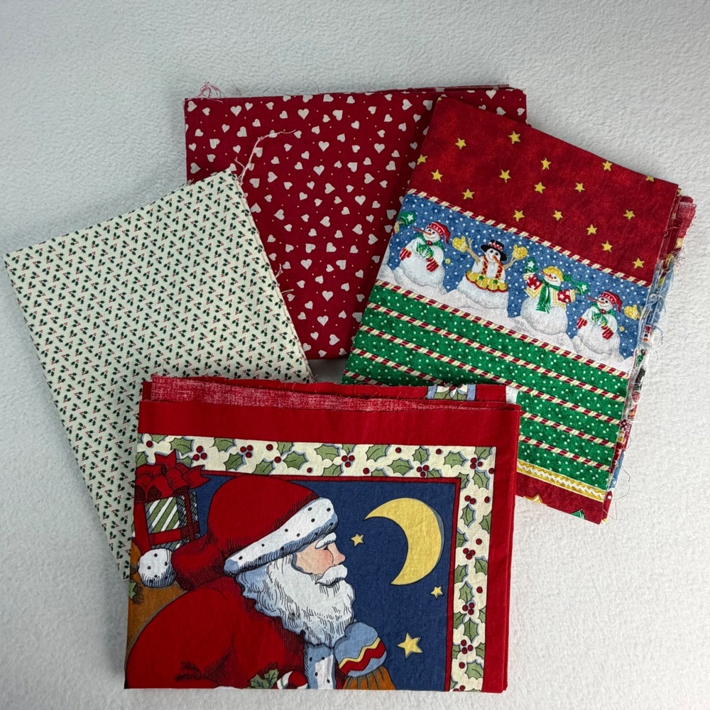 Vintage Fabric Remnant Lot 4pc Santa Snowman Holly Hearts Cotton Quilting